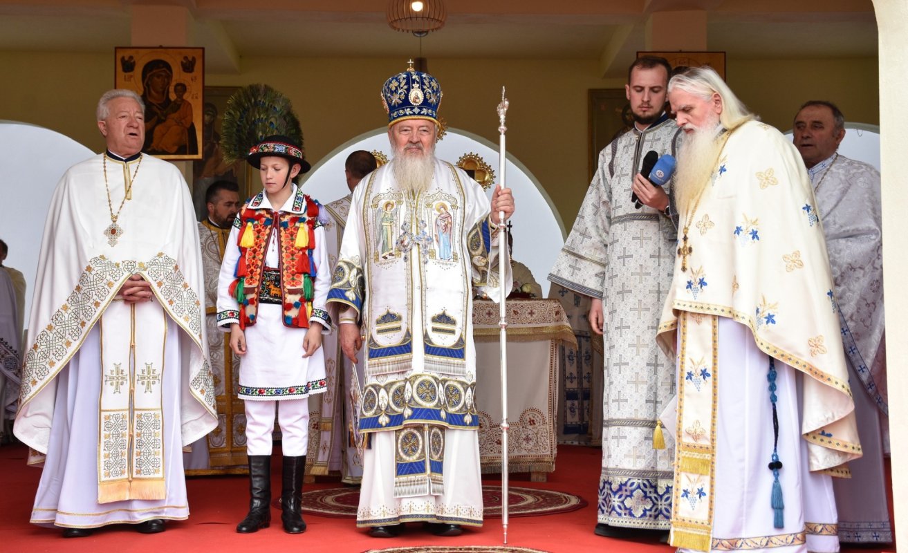 Sărbătoare la Mănăstirea Salva, judeţul Bistriţa‑Năsăud 251944