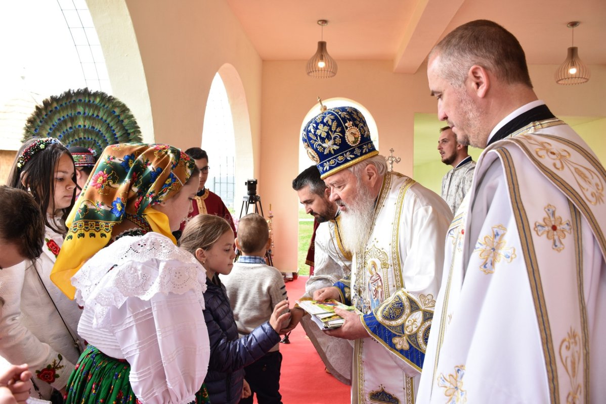 Sărbătoare la Mănăstirea Salva, judeţul Bistriţa‑Năsăud 251949