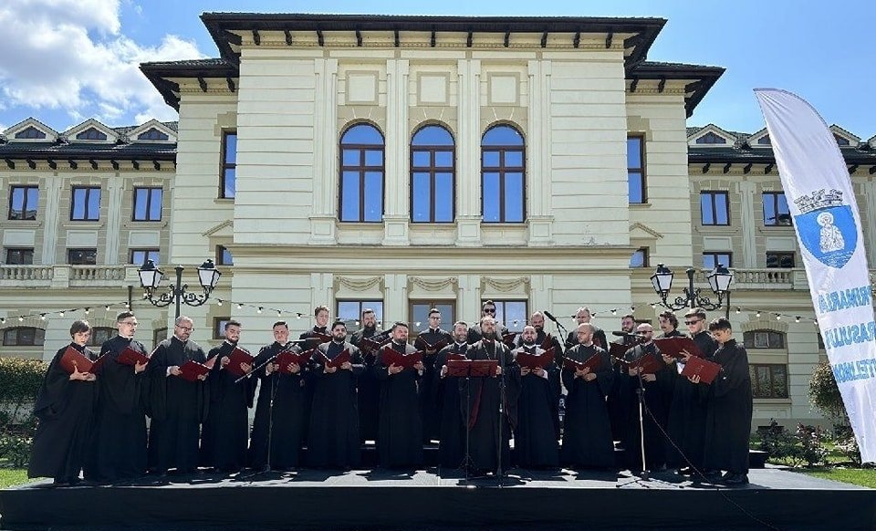 Evenimentul caritabil „Tradiții și credință” în Ilfov  252028