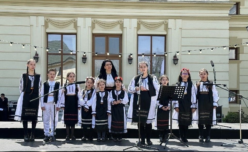 Evenimentul caritabil „Tradiții și credință” în Ilfov  252029