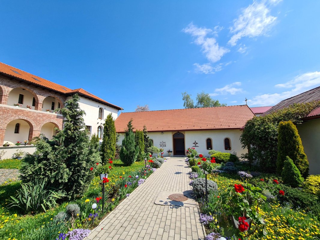 Hramul Mănăstirii „Sfânta Elisabeta” din Cluj‑Napoca  252223