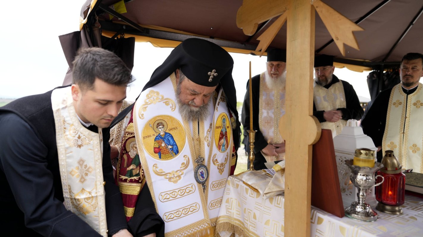 Piatră de temelie pentru o nouă biserică în apropierea Sibiului 252234