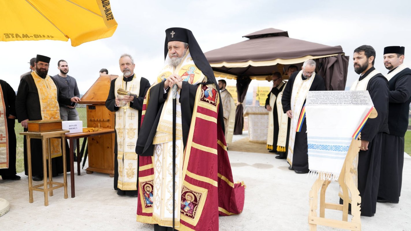 Piatră de temelie pentru o nouă biserică în apropierea Sibiului 252241