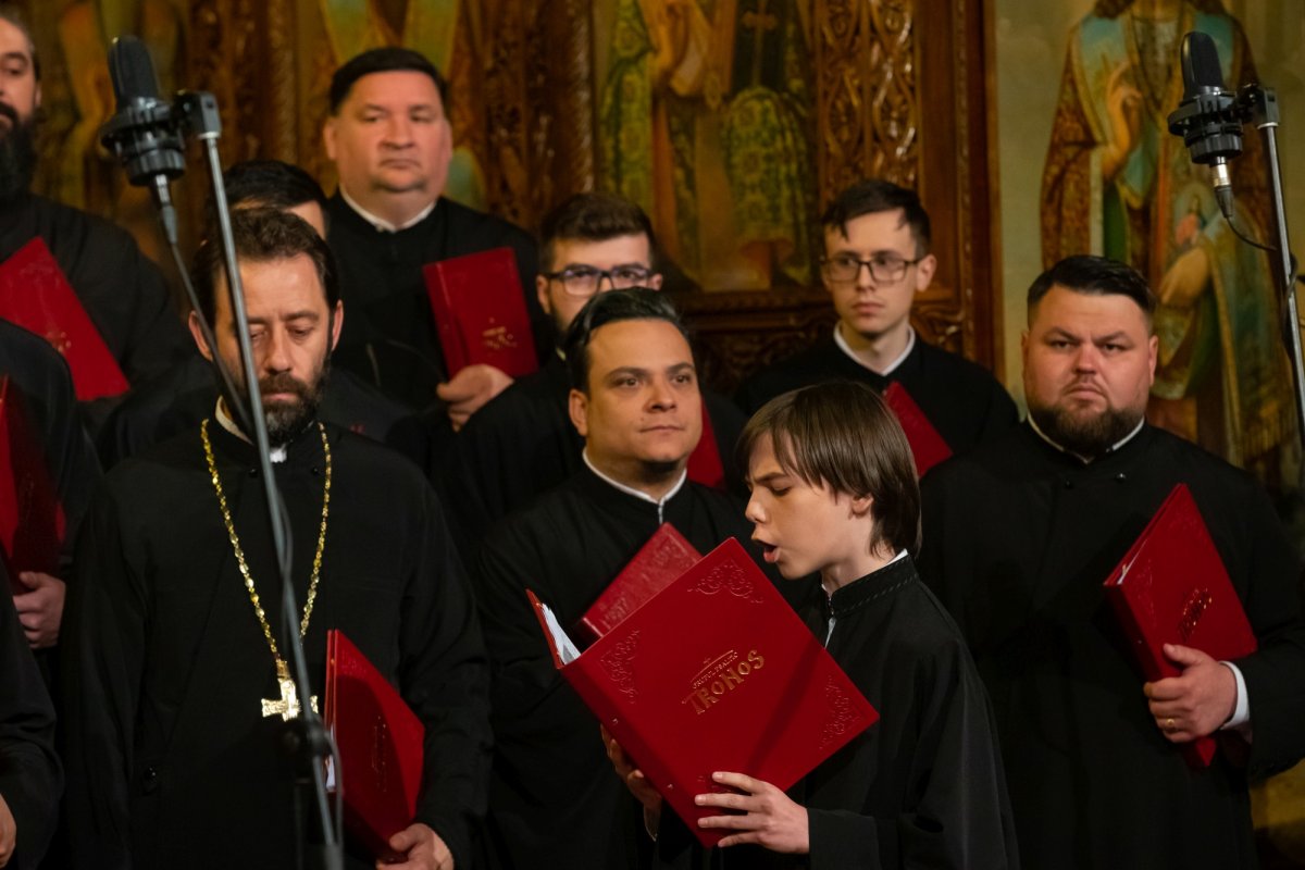 A 8-a ediție a Concertului caritabil „Pași în lumina Învierii” 252407