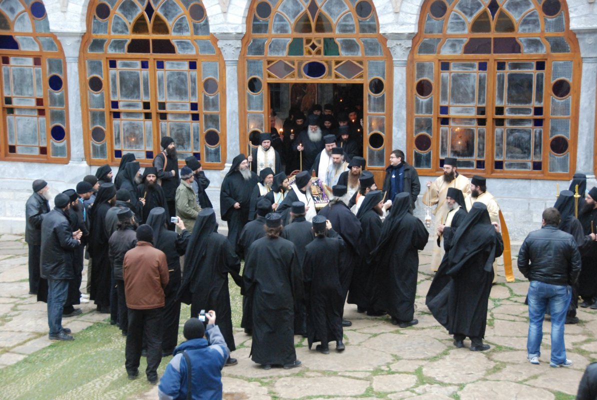 Avva Petroniu Tănase, cel înzestrat cu daruri multe 252266