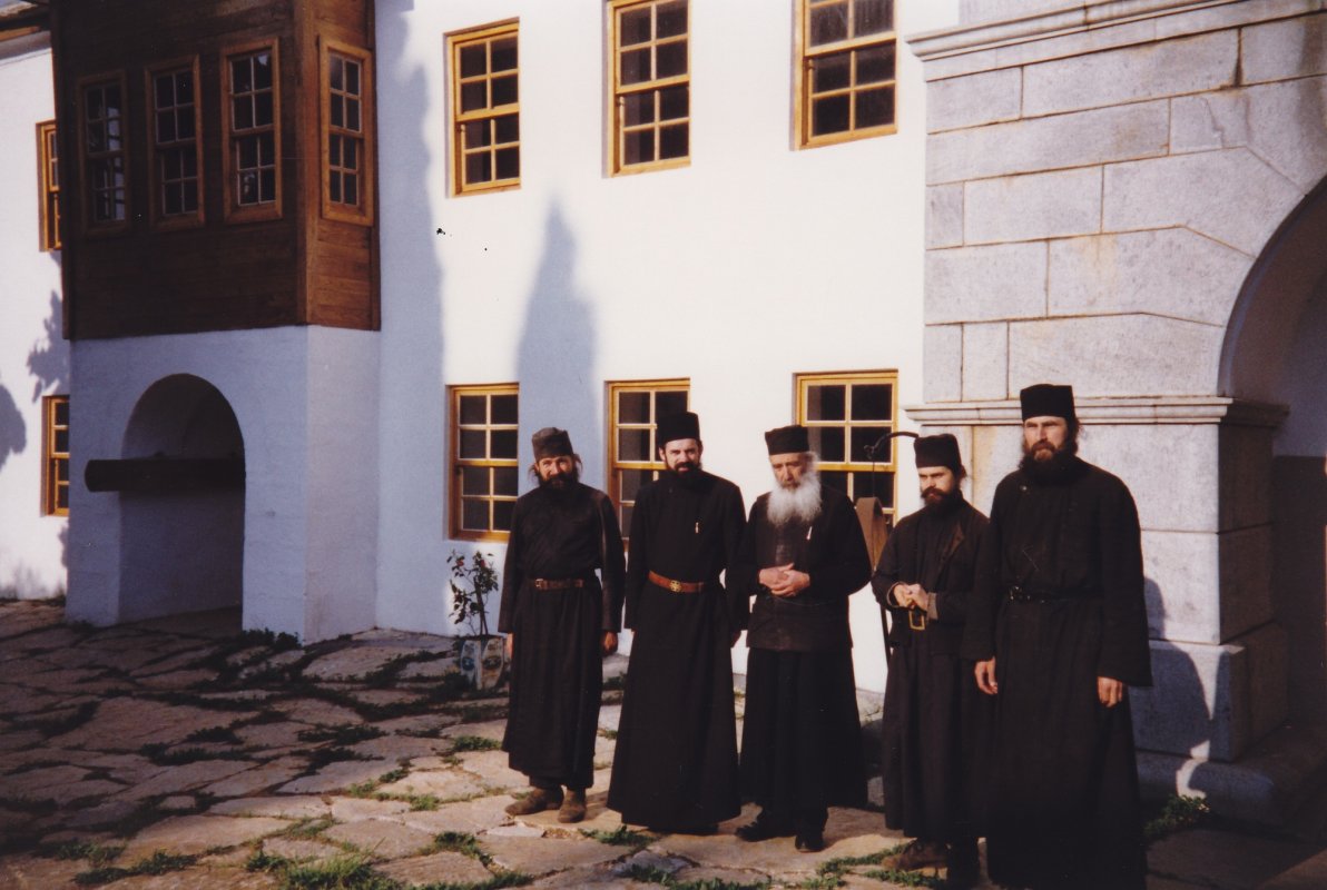 Avva Petroniu Tănase, cel înzestrat cu daruri multe 252269