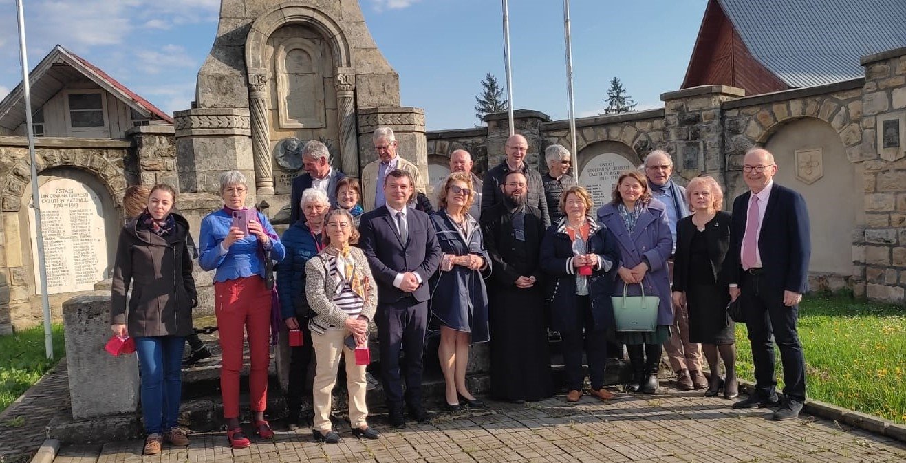 Parteneriat franco‑român socio‑cultural pe Valea Oituzului 252308