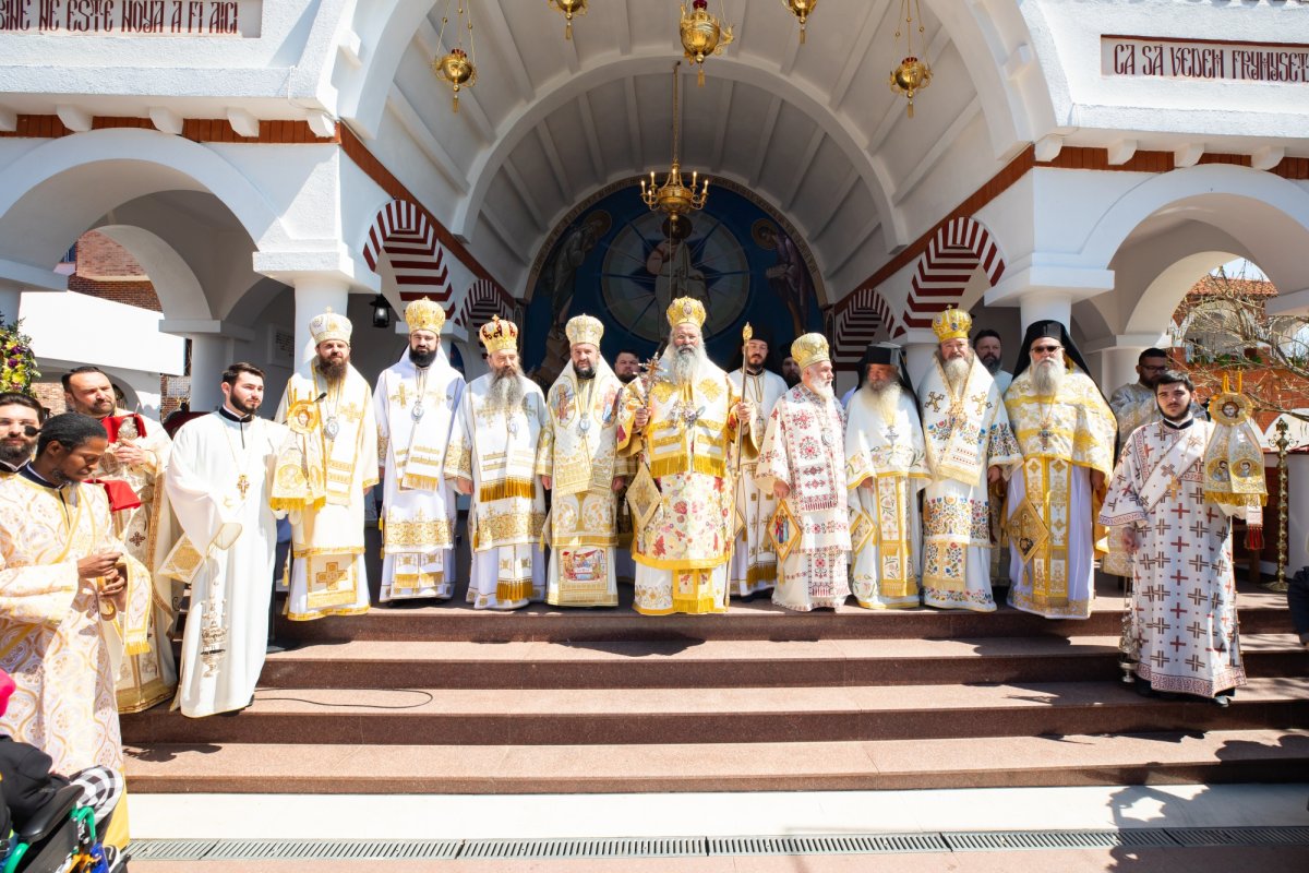 Hramul Mănăstirii Pantocrator din Drăgăneşti-Vlaşca 252554