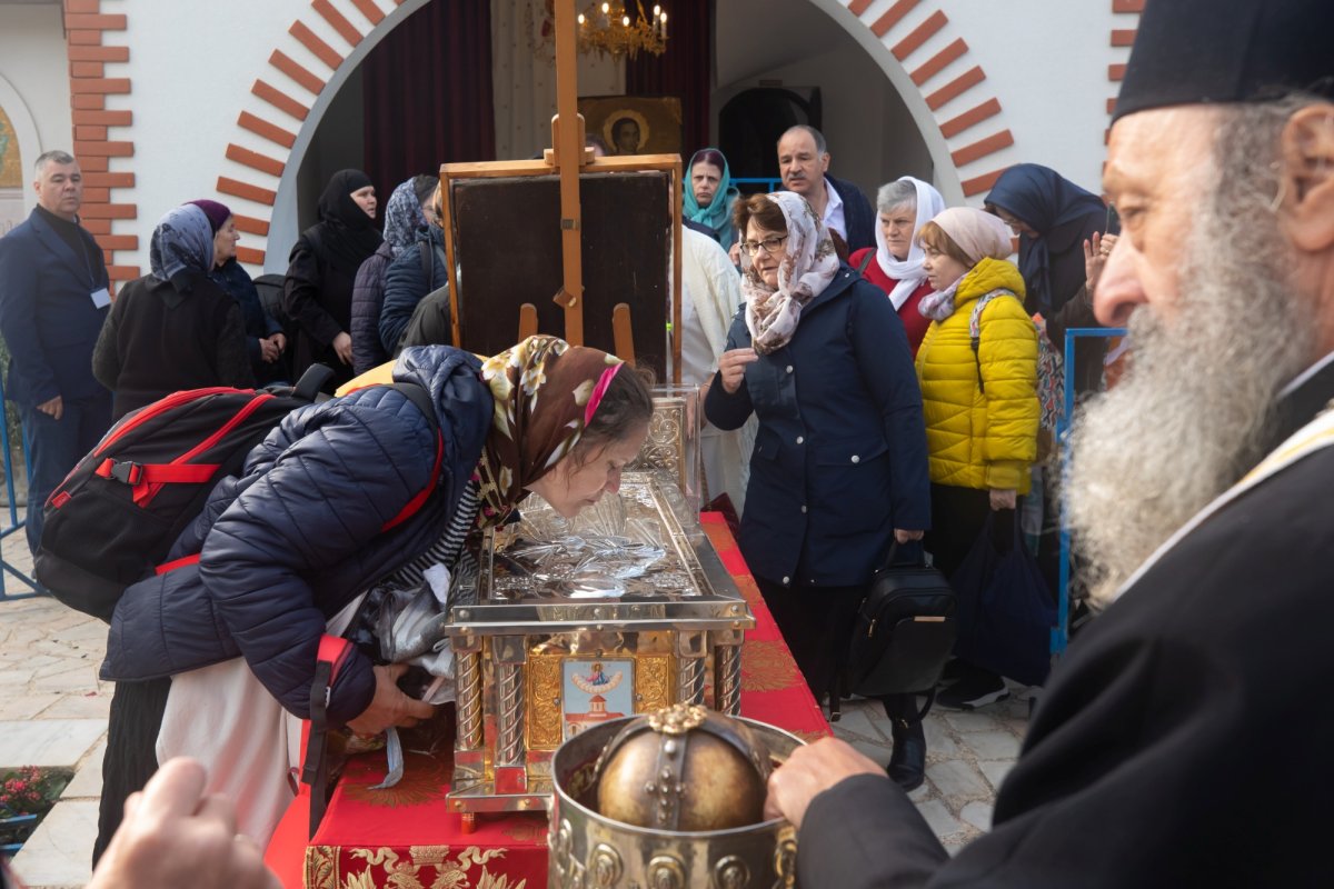 Hramul Mănăstirii Pantocrator din Drăgăneşti-Vlaşca 252570