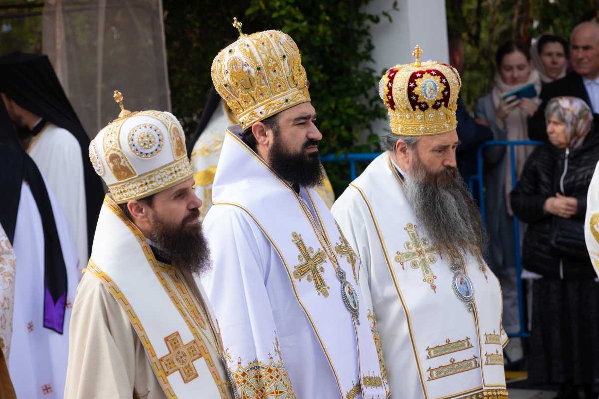 Hramul Mănăstirii Pantocrator din Drăgăneşti-Vlaşca 252595