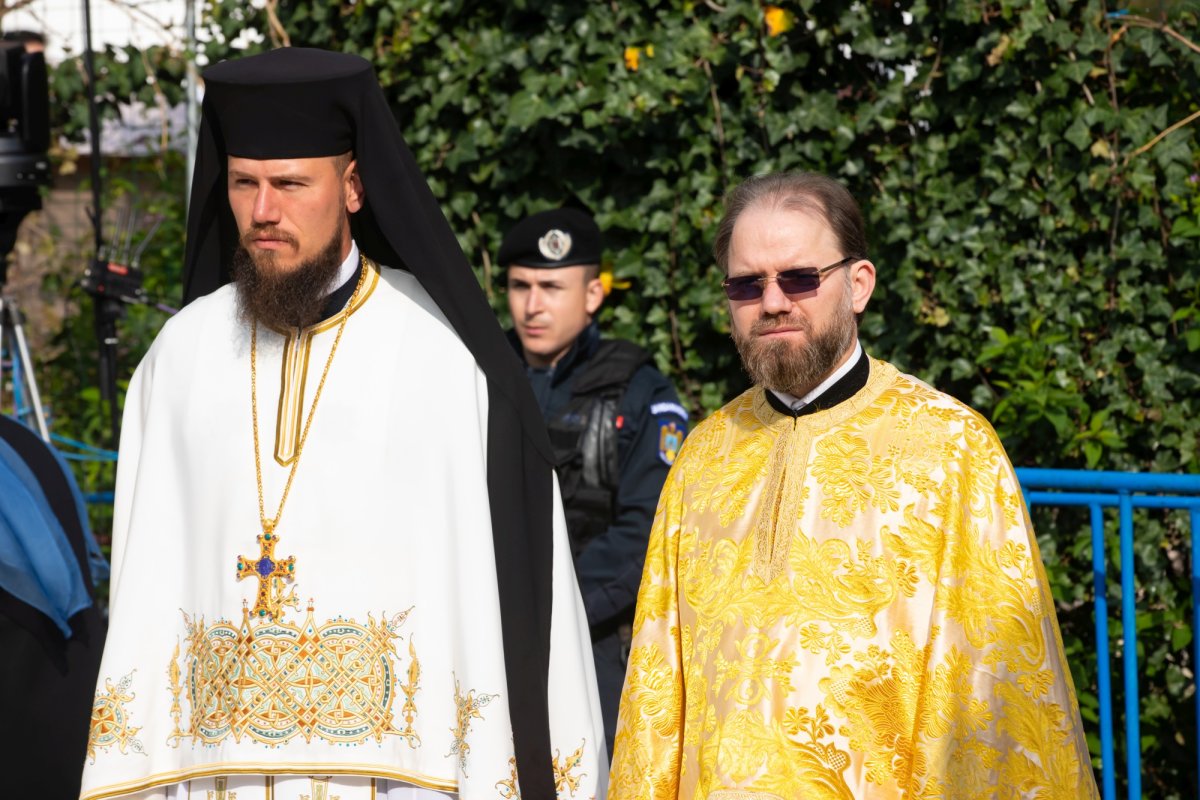 Hramul Mănăstirii Pantocrator din Drăgăneşti-Vlaşca 252598