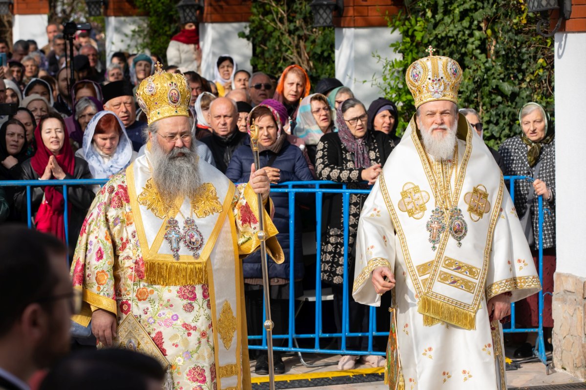 Hramul Mănăstirii Pantocrator din Drăgăneşti-Vlaşca 252605