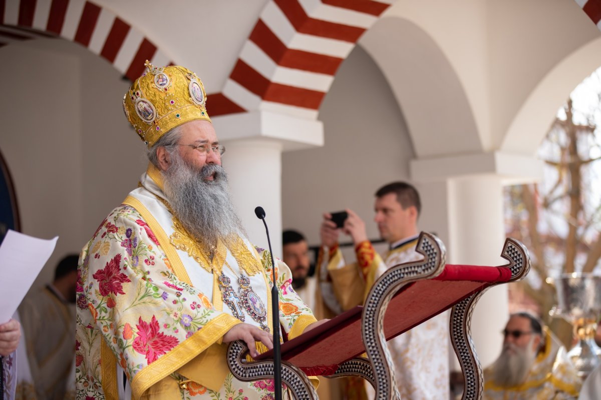 Hramul Mănăstirii Pantocrator din Drăgăneşti-Vlaşca 252628