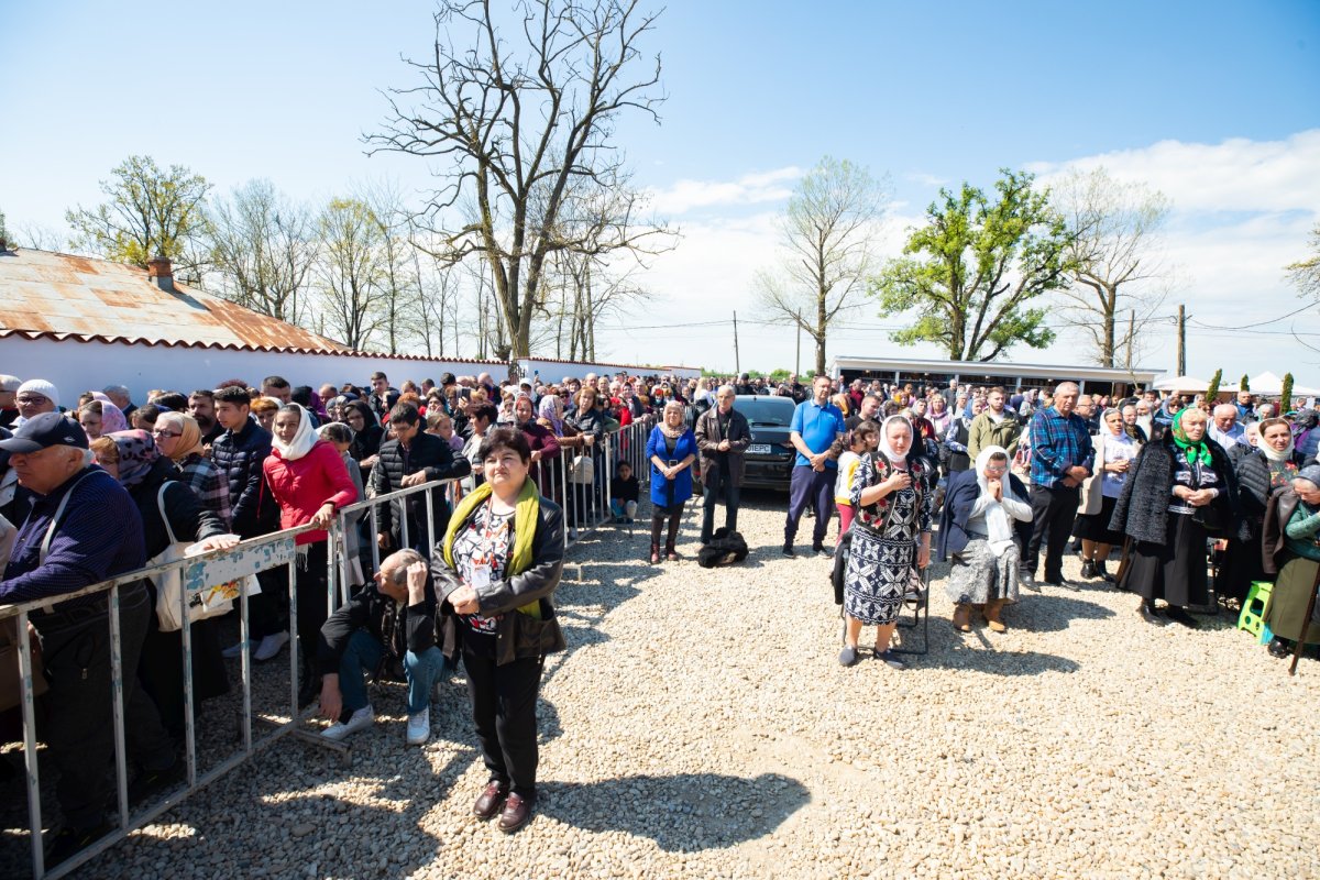Hramul Mănăstirii Pantocrator din Drăgăneşti-Vlaşca 252640