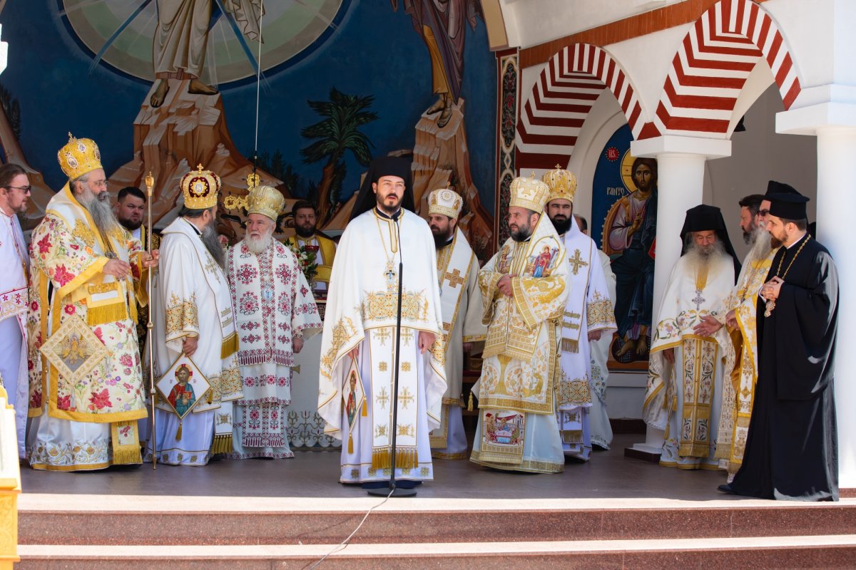 Hramul Mănăstirii Pantocrator din Drăgăneşti-Vlaşca 252661