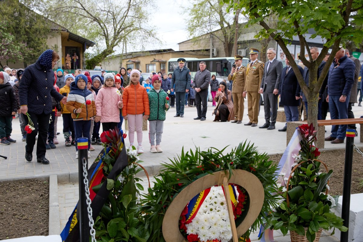 Inaugurarea monumentului eroilor din Al Doilea Război Mondial în Lăpușna 252553
