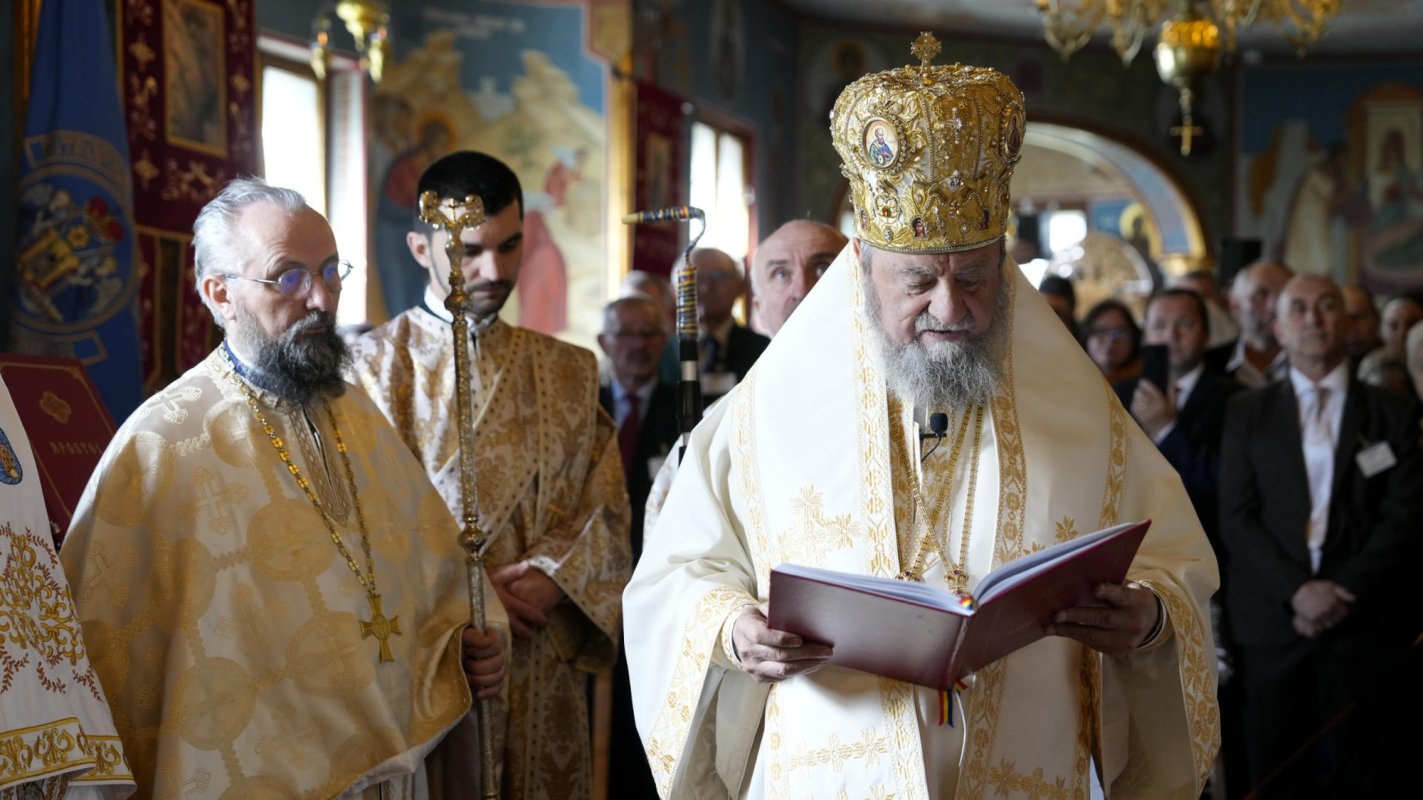 Pictura Bisericii „Sfântul Gheorghe” din Brașov a fost sfințită 252679