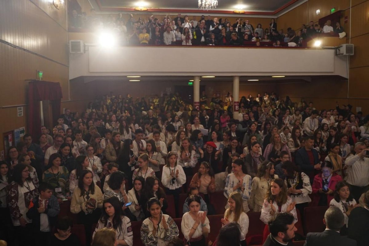 Premierea olimpicilor la cultură și spiritualitate românească 252785