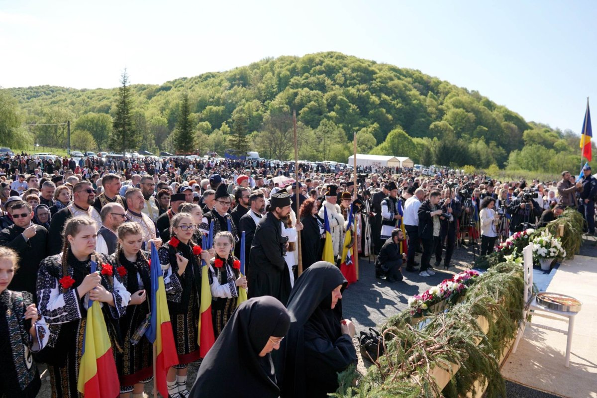 Tradiție monahală aghiorită la un viitor schit argeșean  252795