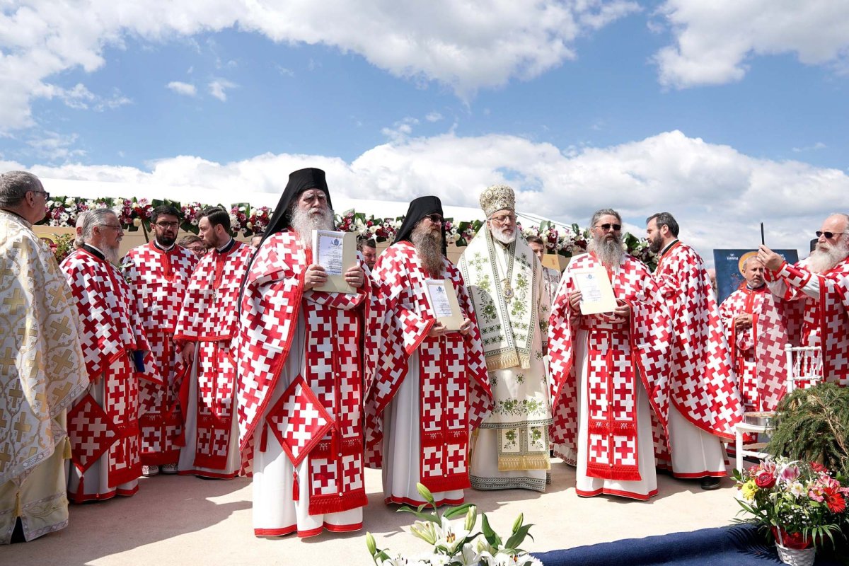 Tradiție monahală aghiorită la un viitor schit argeșean  252796