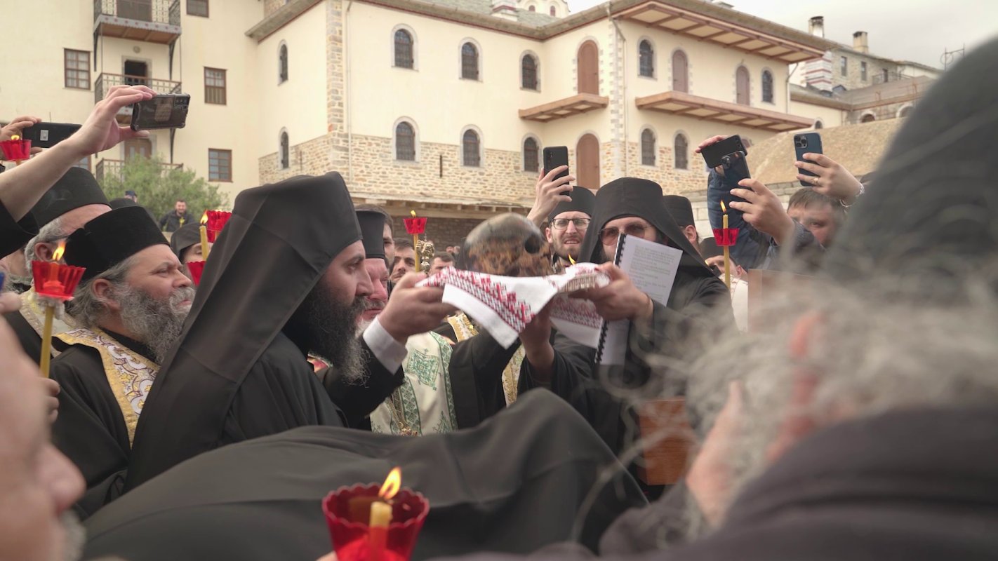 Aflarea cinstitelor moaște ale Cuviosului Petroniu Tănase 252967