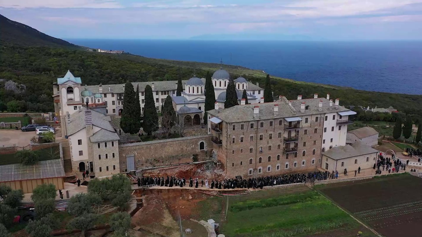 Aflarea cinstitelor moaște ale Cuviosului Petroniu Tănase 252970