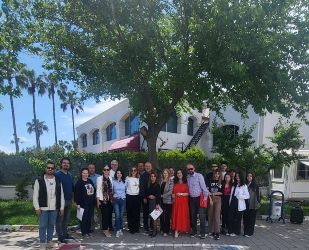 Educație și filantropie în Arhiepiscopia Târgoviștei 253059