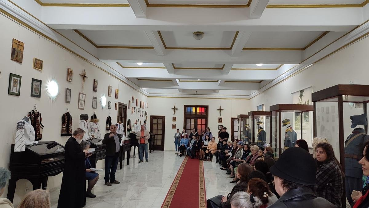 Expoziție de icoane la Iași 253141