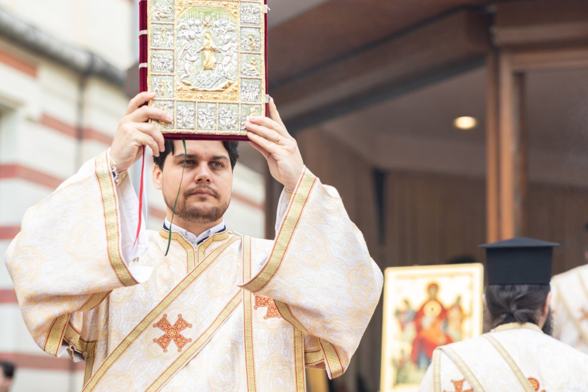 Sărbătoarea unui iubit sfânt tămăduitor la Mănăstirea Radu Vodă din Capitală 253198