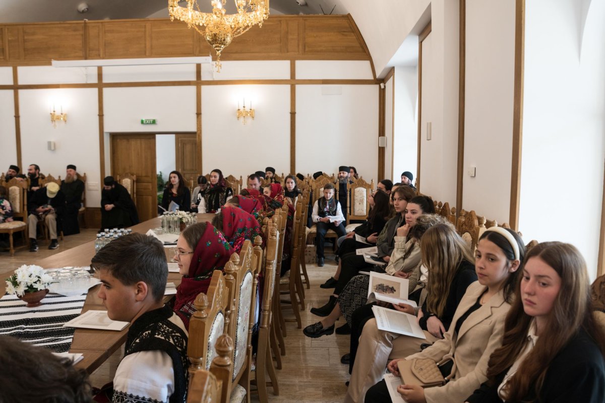 Evenimente comemorative și culturale la Mănăstirea Putna 253326