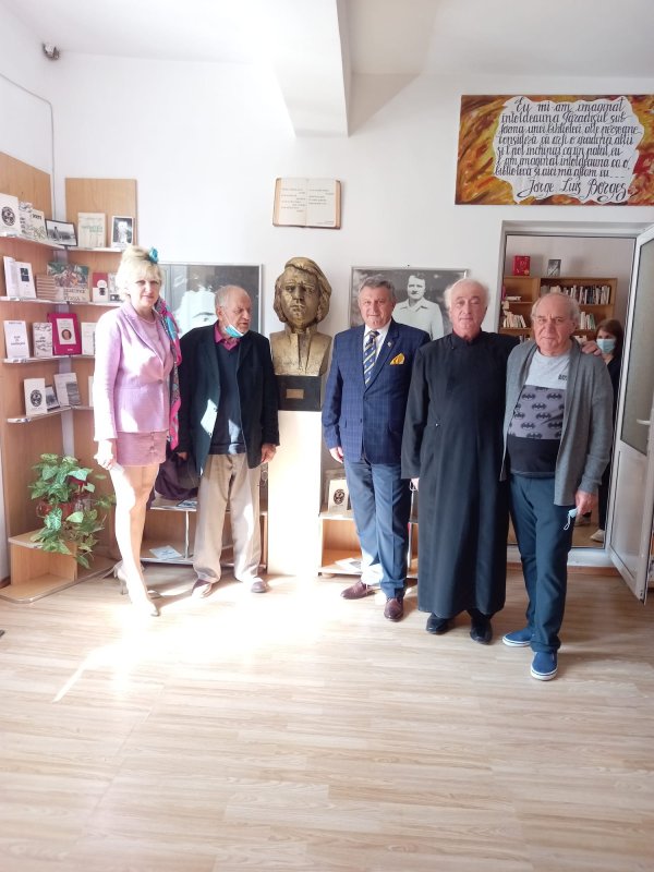 „Pentru Dumnezeu nu putem face lucruri de mâna a doua” 253291