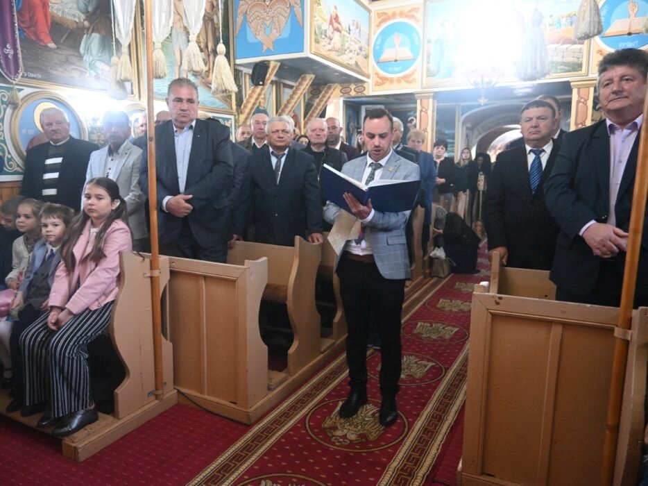 Binecuvântarea capelei mortuare din Parohia Motiș, Episcopia Sălajului 253509