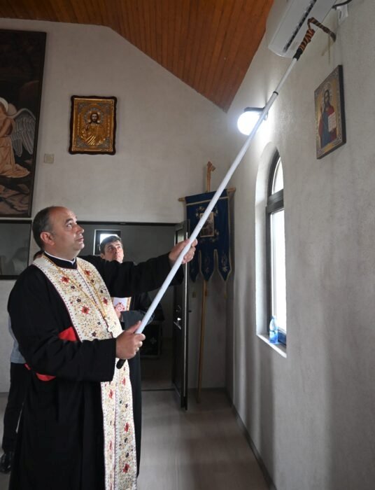 Binecuvântarea capelei mortuare din Parohia Motiș, Episcopia Sălajului 253510