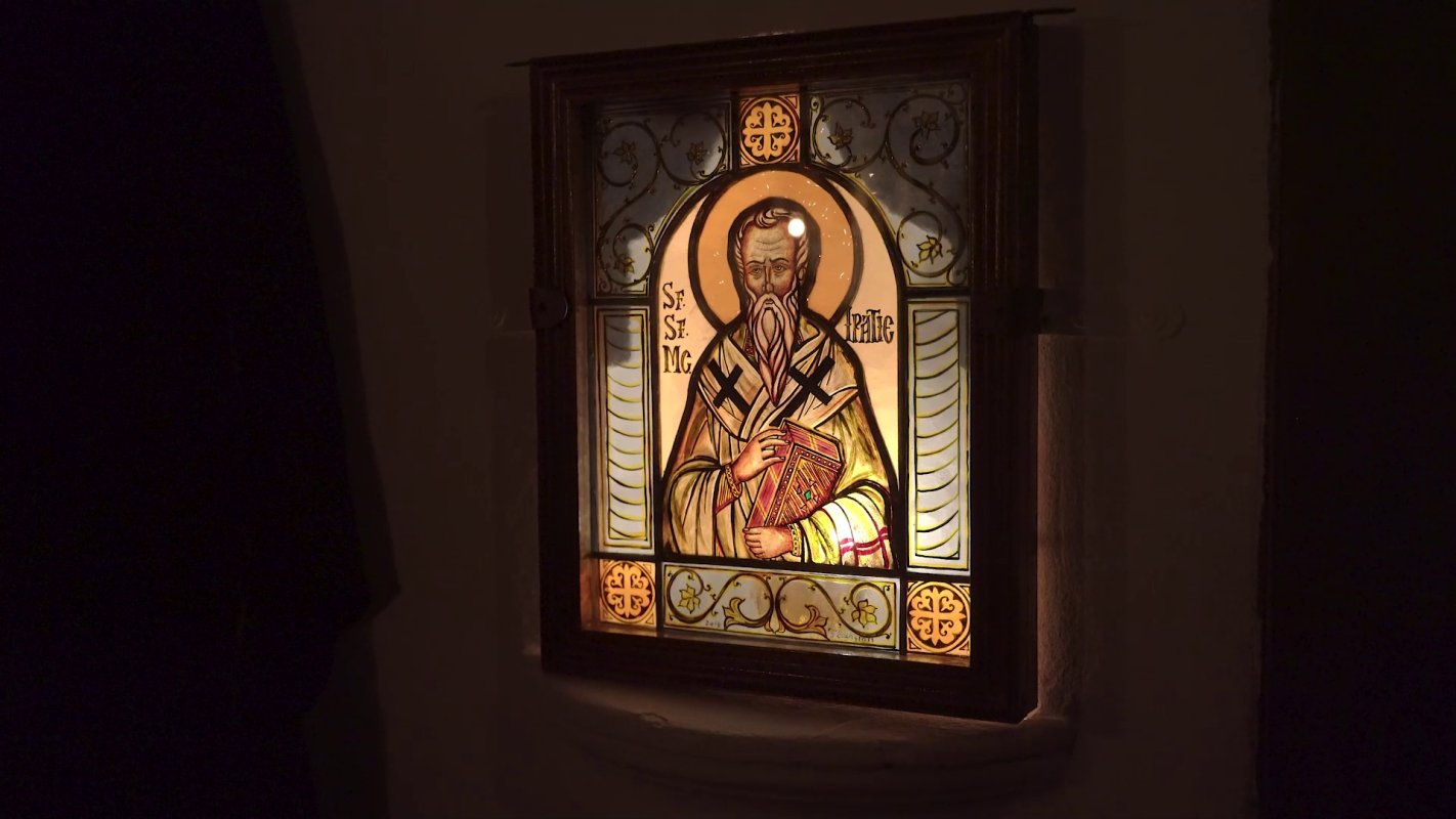 Prăznuirea Sfântului Ipatie într-o veche chinovie românească athonită 253407