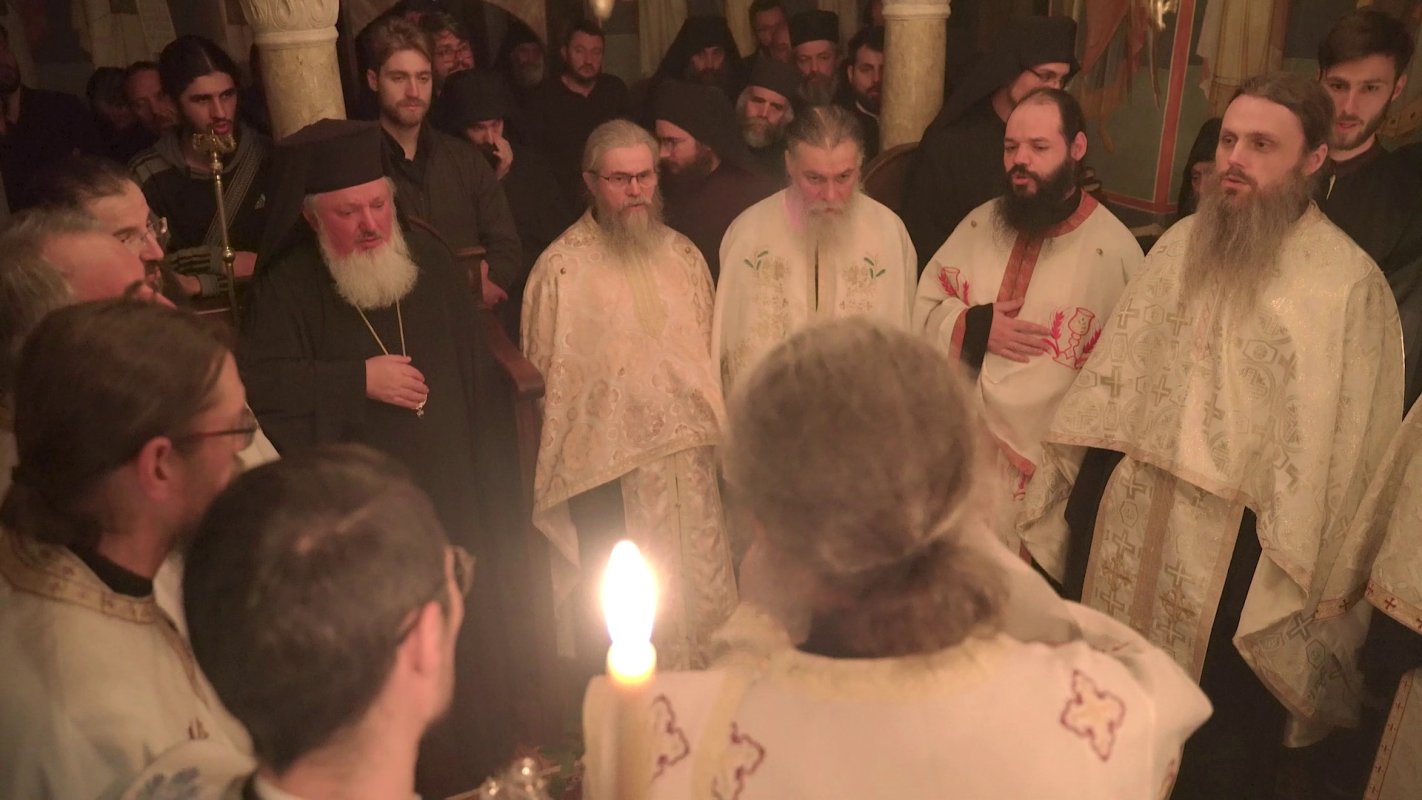 Prăznuirea Sfântului Ipatie într-o veche chinovie românească athonită 253411