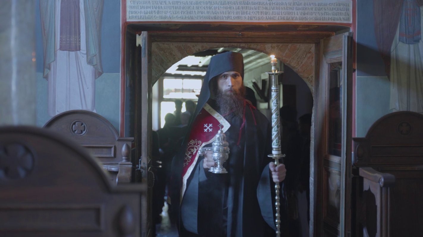 Prăznuirea Sfântului Ipatie într-o veche chinovie românească athonită 253441