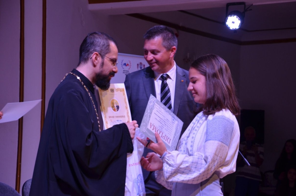 Premierea olimpicilor la Cultură și Spiritualitate românească ‑ etapa națională 253516