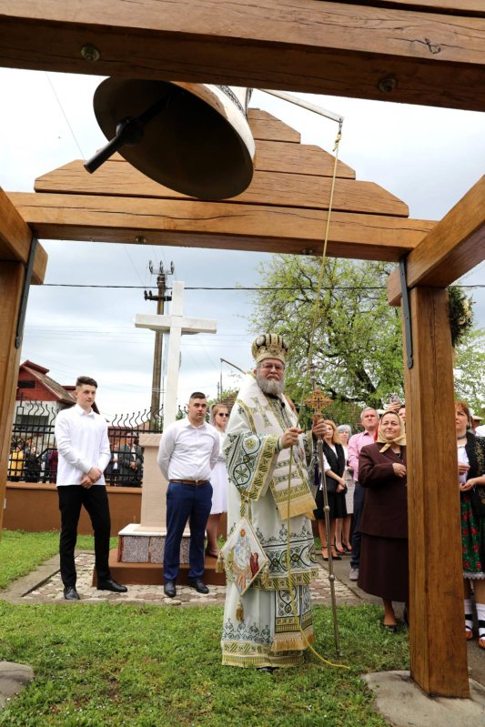 Slujire arhierească în Parohia Tulghieş, Maramureş 253528