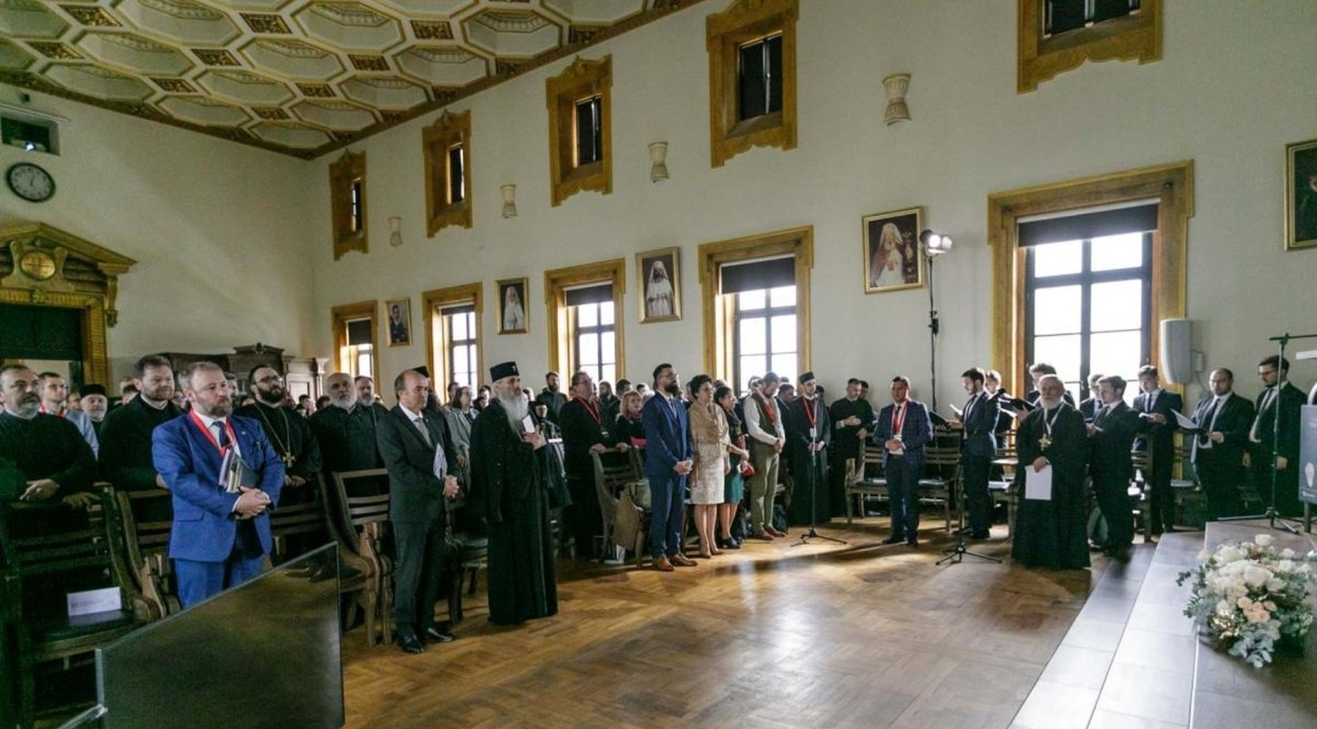 Simpozionul „Dumitru Stăniloae” a ajuns la a X‑a ediție 253827