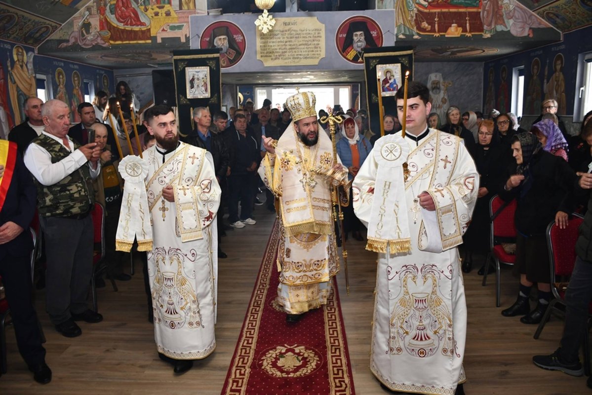 Binecuvântare și festivitate de premiere în Eparhia Caransebeșului 254309