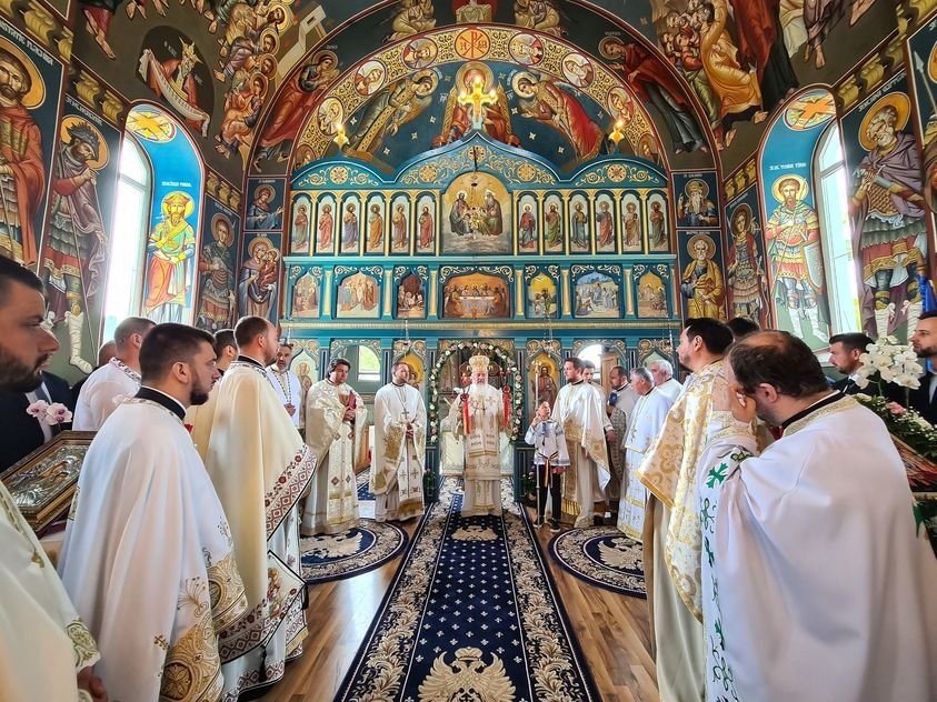 Binecuvântarea lucrărilor de la  Biserica „Sfânta Treime” din Bobâlna 254244