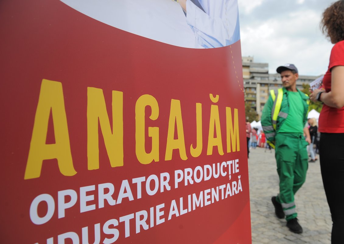 Angajări la bursele locurilor de muncă 254292