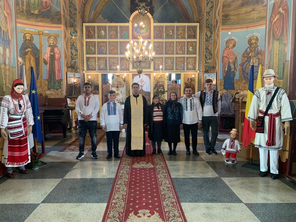 Ziua Naţională a Portului Tradiţional în Parohia Prozanic 254385