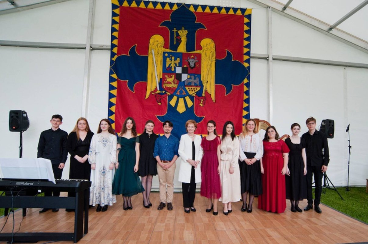 Mulțumiri susținătorilor Fundaţiei Regale Margareta 254391