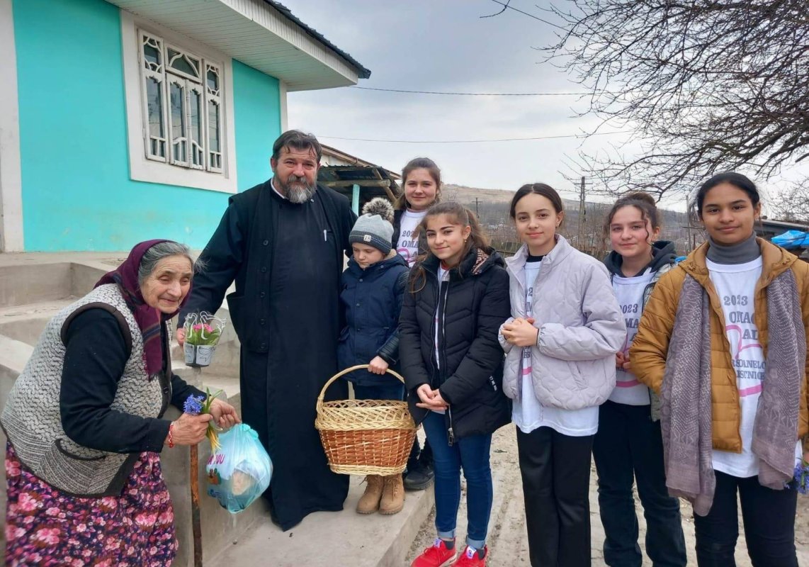 Câștigătorii Concursului național catehetic  în Episcopia Hușilor 254492