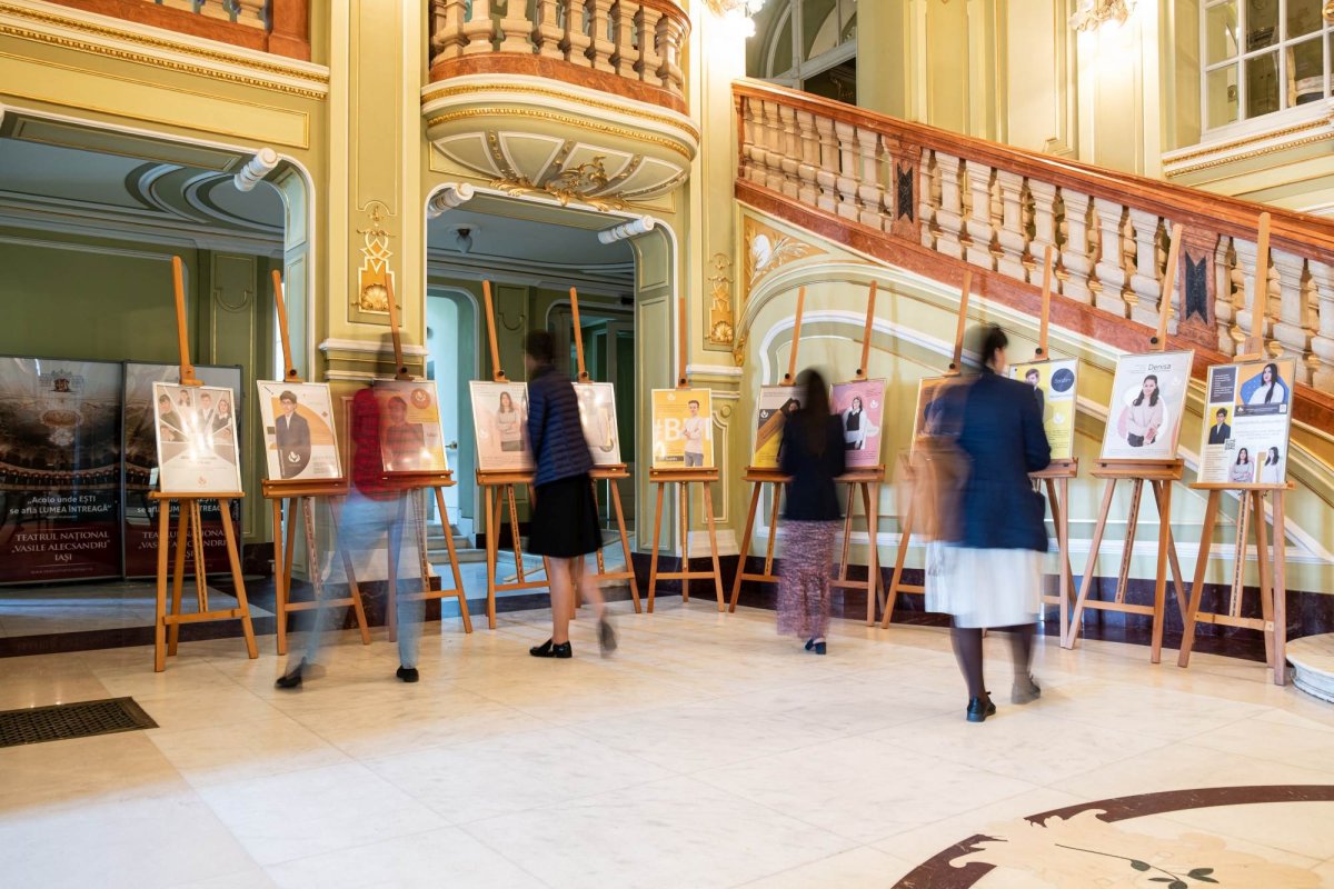 Campanie de strângere de fonduri pentru bursele lunare a 100 de copii și tineri excepționali 254641