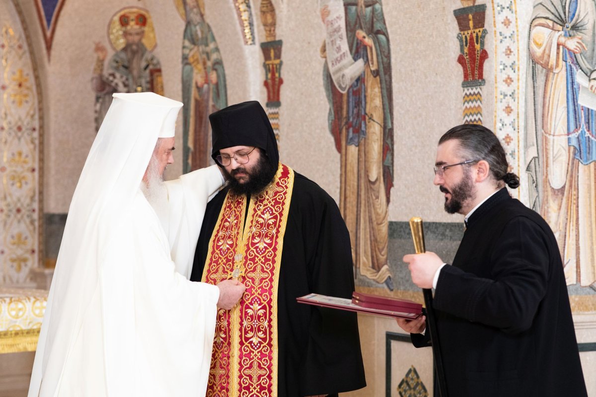Monahi de la Chilia Cuviosului Dionisie Ignat la Patriarhul României 254730