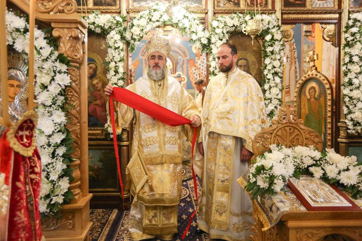 Hramul Parohiei „Sfinții Împărați Constantin și Elena” din Focșani 255021