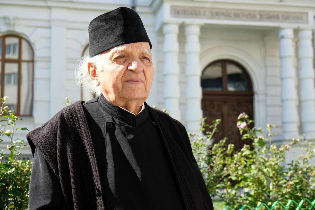 Al șaptelea preot din neamul său: părintele Nicolae Bordașiu 255068