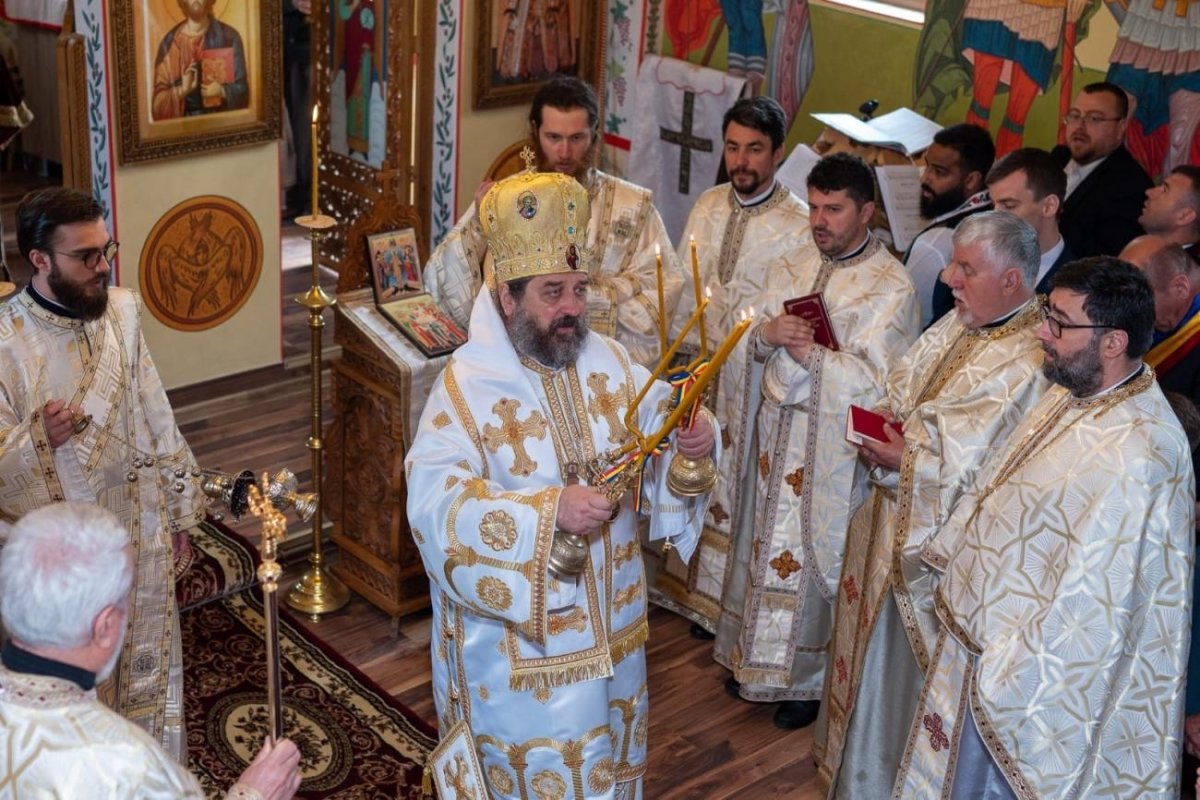 Pictura bisericii din Zvarici, Iași, a fost binecuvântată 255093